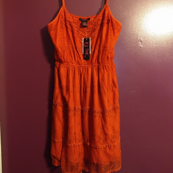 Large Rust Boho Lace Dress - Picture 3 of 15